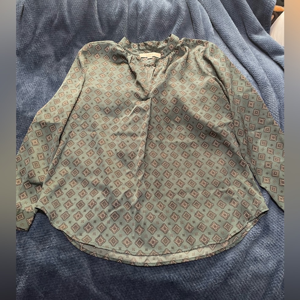 LOFT Emerald Green Diamond Print Blouse